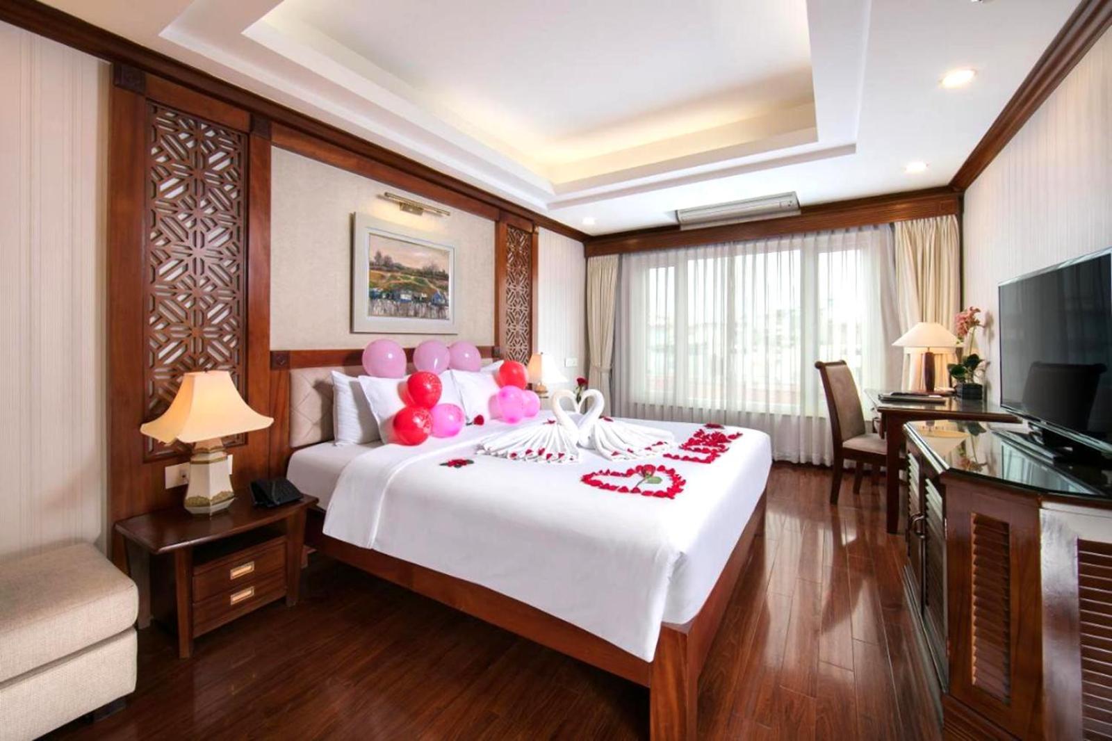 Thien Thai Hotel & Spa Hanoi Exterior photo